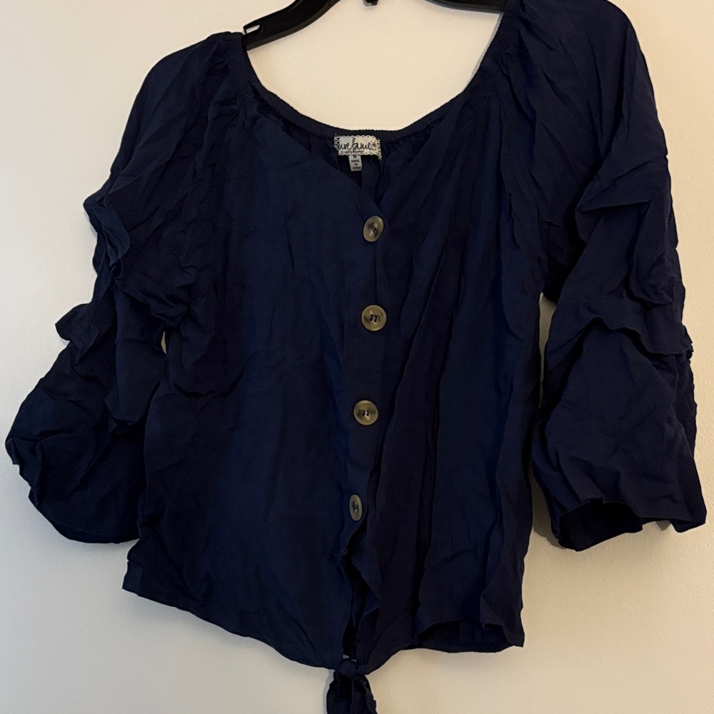 Crave fame by Almost Famous Navy Button-Front Blouse